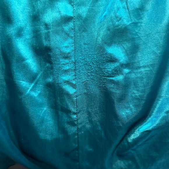 Black and White Trench Coat - Picture 8 of 8